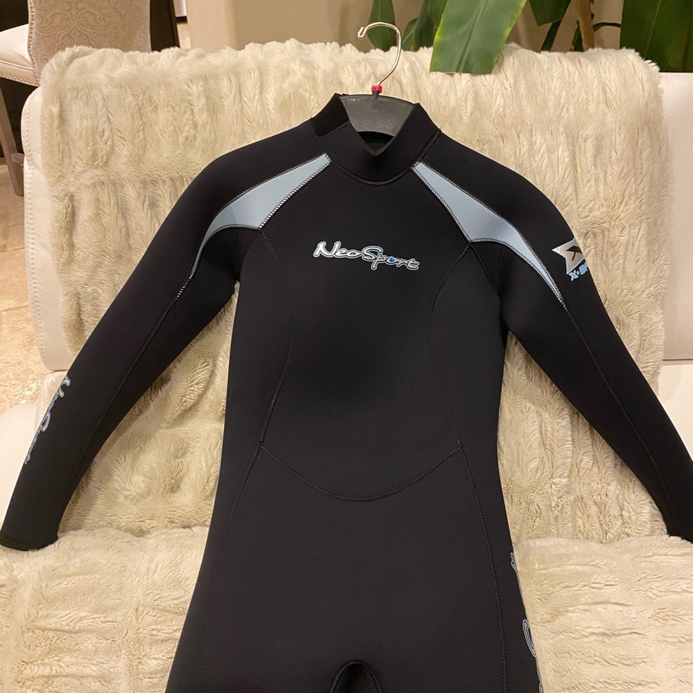 NEOSPORT FULLSUIT WOMEN’S NEOPRENE JUMPSUITS 2/3MM